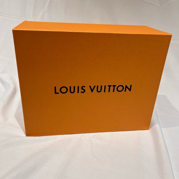 Louis Vuitton Shoe Box - Picture 2 of 3